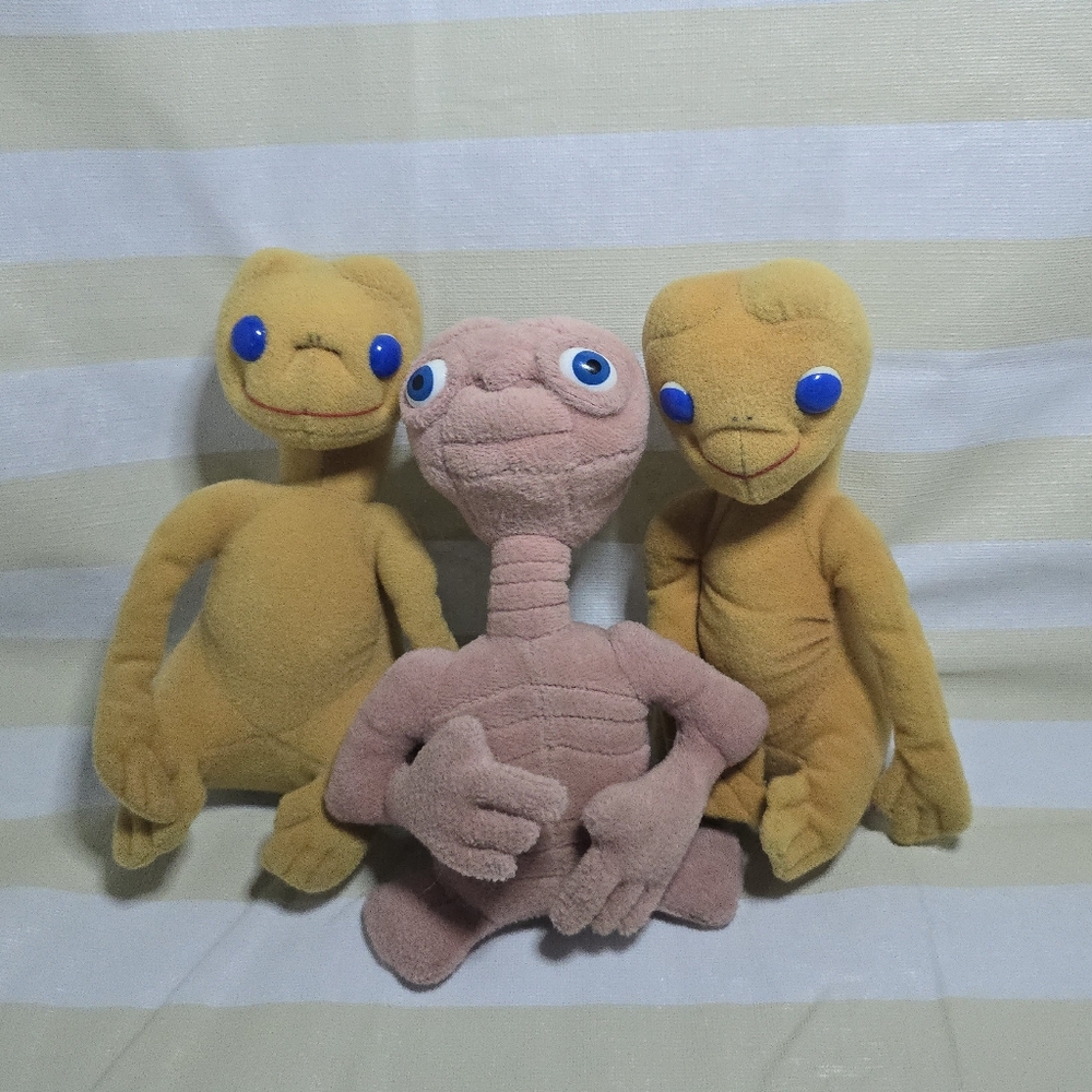 Vintage E.T. Plushes Bundle Of 3